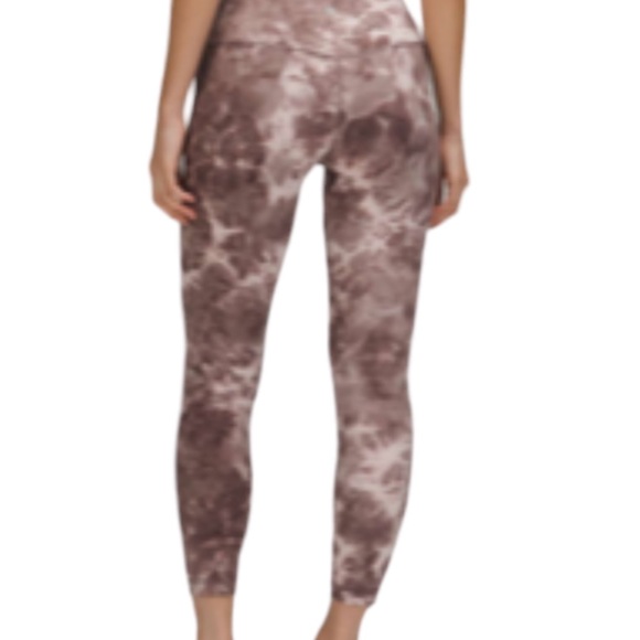 Lululemon Align Highrise leggings - Picture 2 of 9